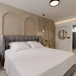 Old Town Luxury 3