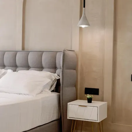 Old Town Luxury 3 Кос