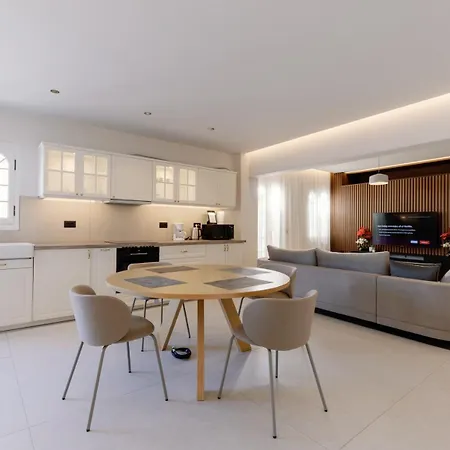 Apartment Old Town Luxury 3 *